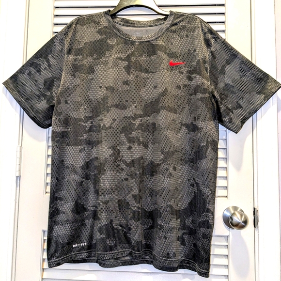 Nike Other - The Nike Tee Men's XXL 2XL Legend Dry-Fit Camo Short Sleeve Training Shirt  Top